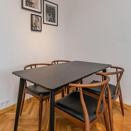 Industrial 2-bdr Flat By The National Stadium Апартамент София