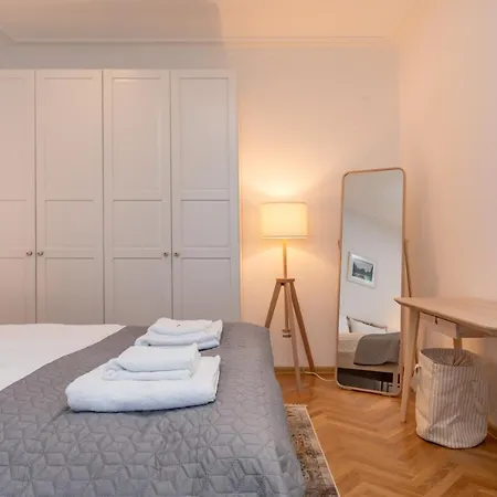 Industrial 2-bdr Flat By The National Stadium Апартамент *